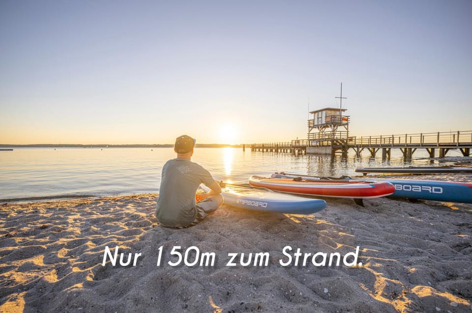 Nearby landmark, Natural landscape, Beach, Lake view, Sea view, Sunset