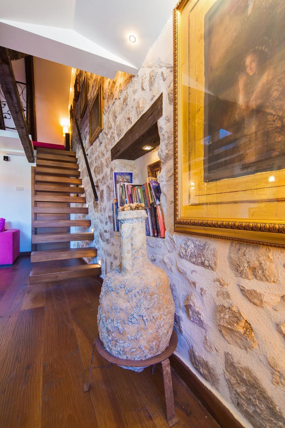 Living room, Decorative detail