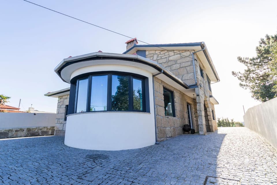 GIL LOVE - Luxurious V5 w Pool by LovelyStay House in Vila Nova de Gaia