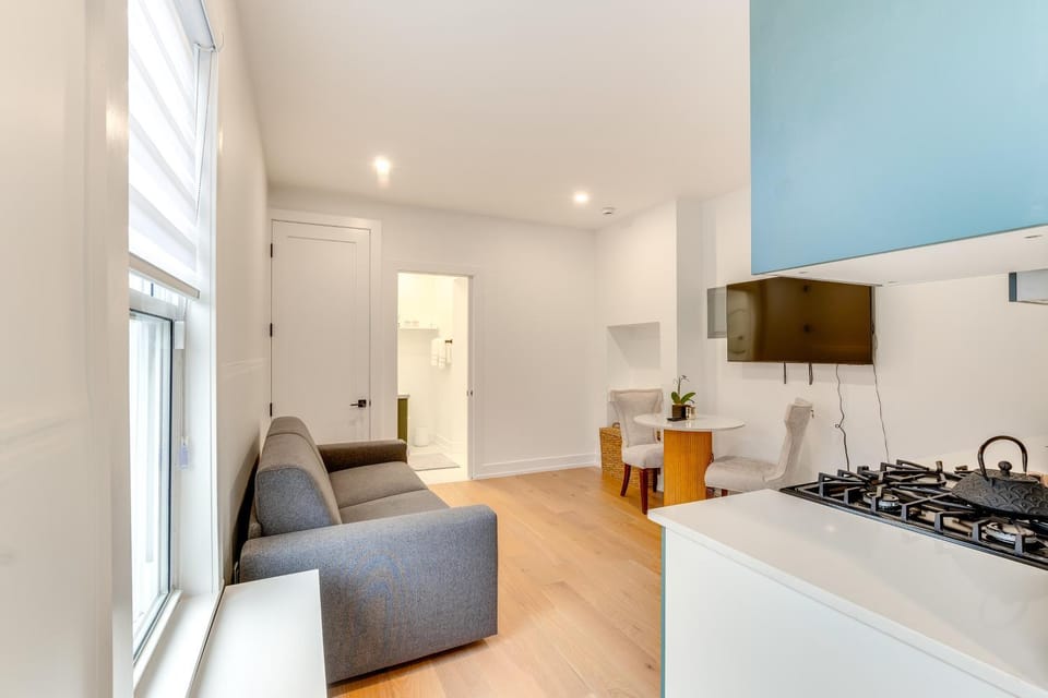 Centrally Located & Pet Friendly: Yonkers Studio! Apartment in Yonkers