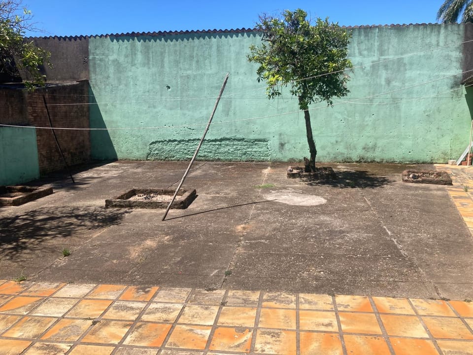 Inner courtyard view