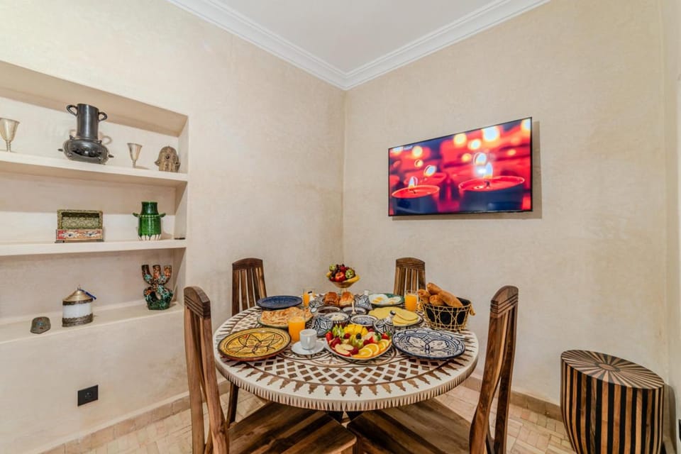 Food and drinks