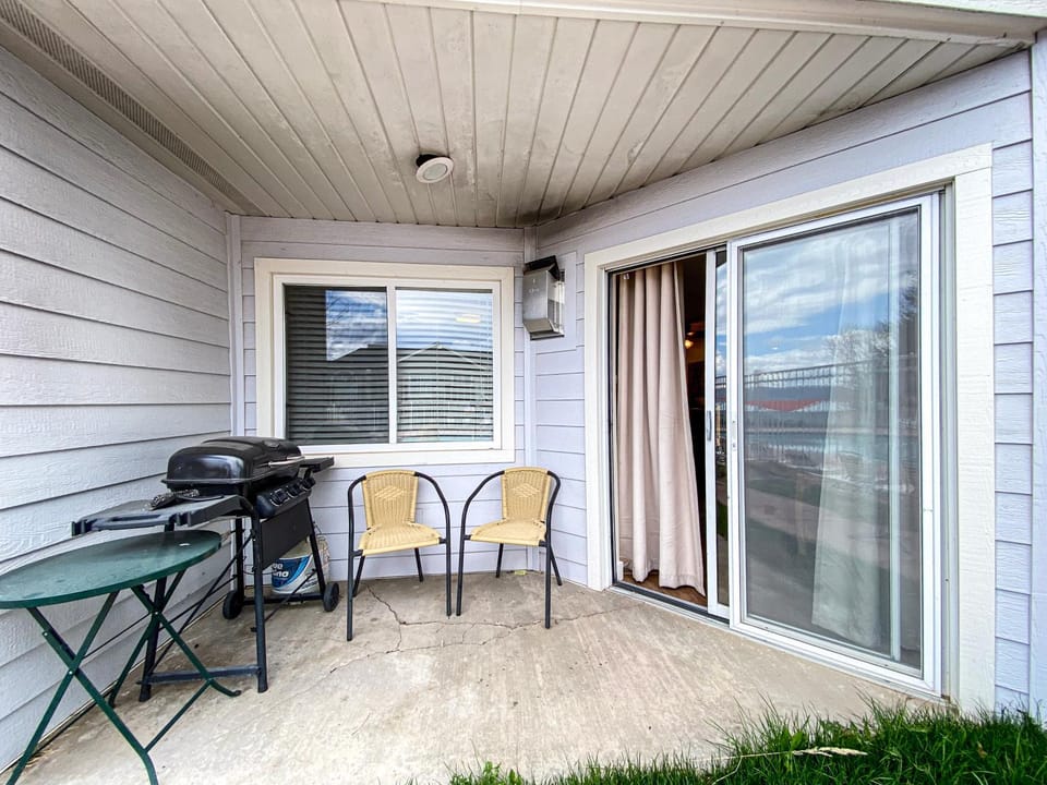 Patio, Balcony/Terrace