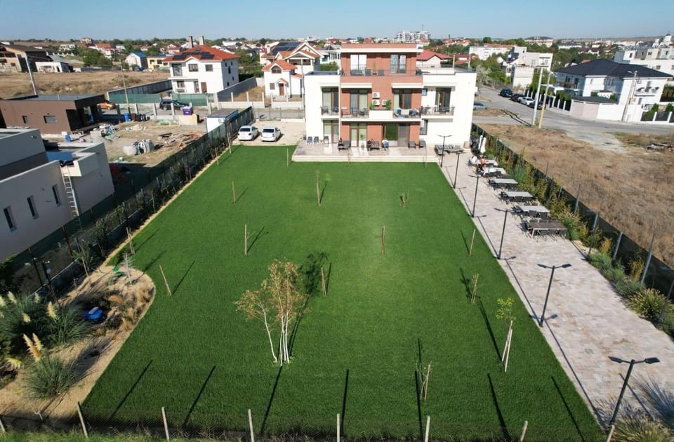 Property building, Bird's eye view