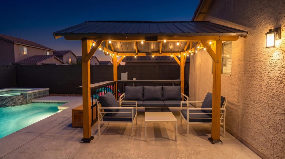 Patio, Seating area