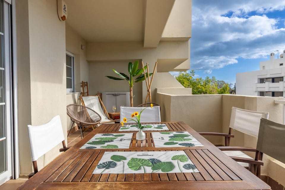 Property building, Day, View (from property/room), Balcony/Terrace, Balcony/Terrace