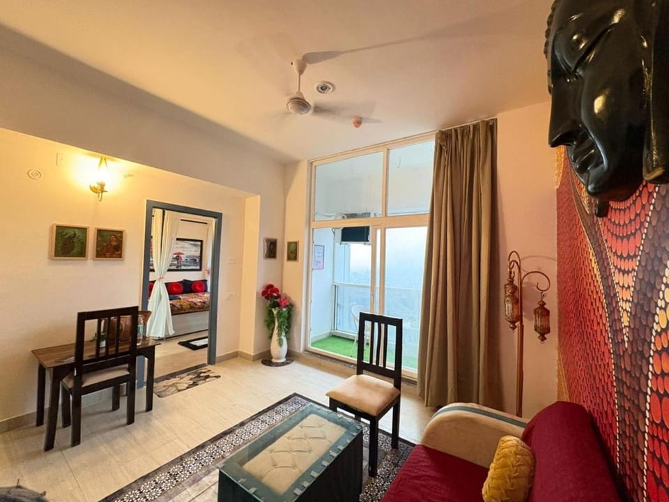 Spectrum Mall 1BHK Suite Apartment with swimming pool Sector 75 Noida Apartment in Noida