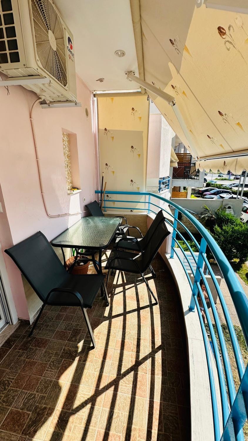 Balcony/Terrace, Balcony/Terrace