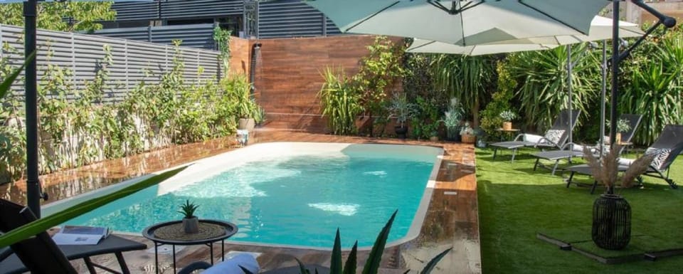 Patio, Day, Garden view, Pool view, Swimming pool, Swimming pool, sunbed