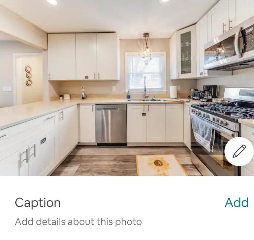 Entire Four Bedrooms House Close to Downtown Minneapolis Minneapolis, U of m US Bank Stadium House in Minneapolis