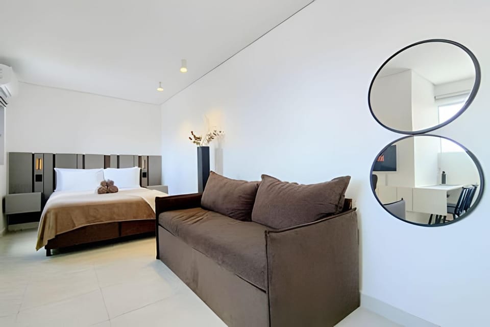 Seating area, Bedroom