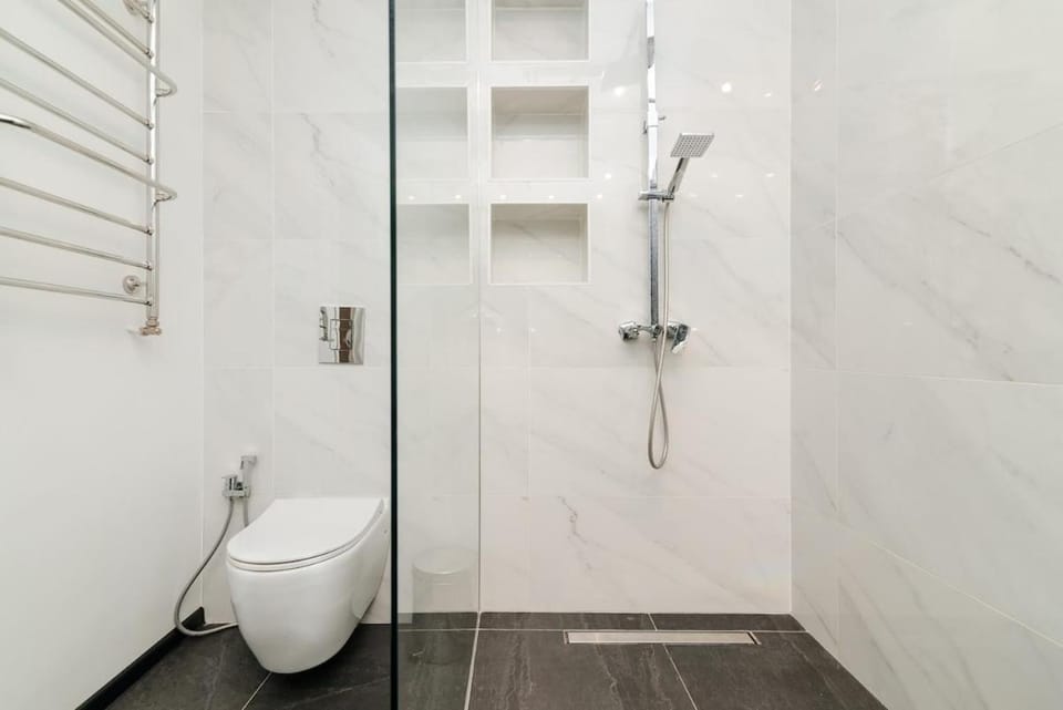 Shower, Toilet, Bathroom