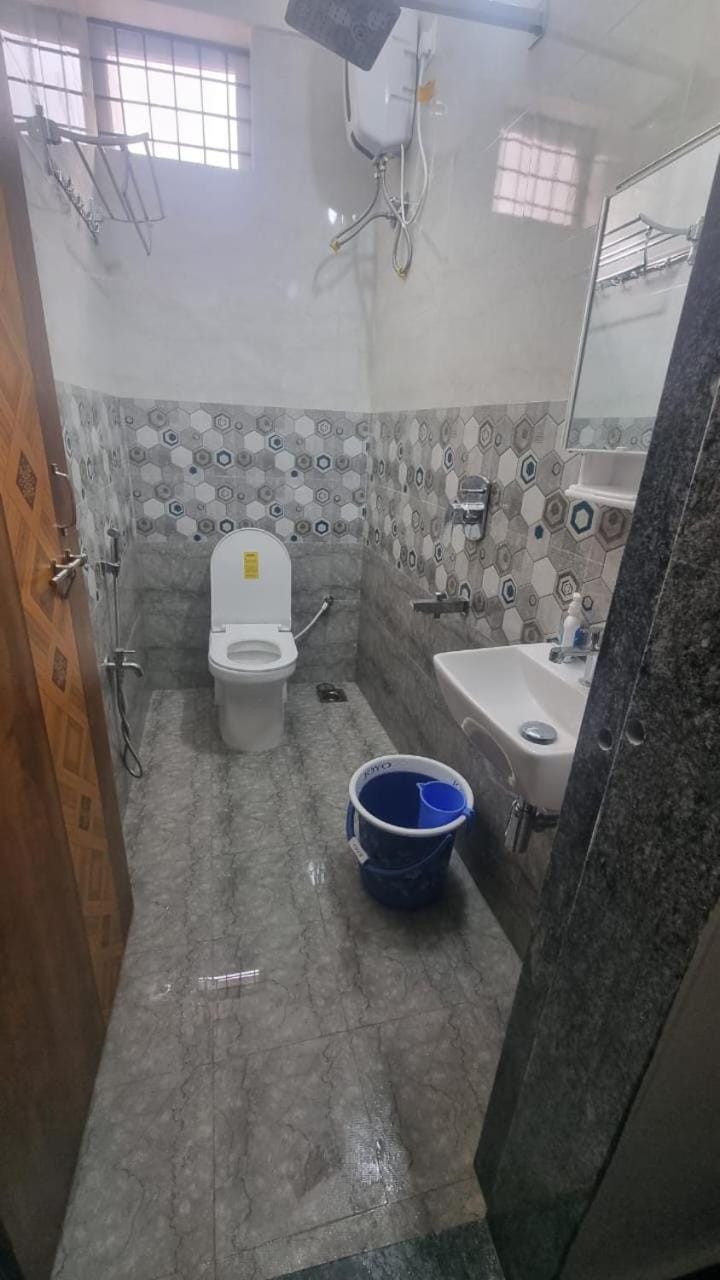Toilet, Bathroom
