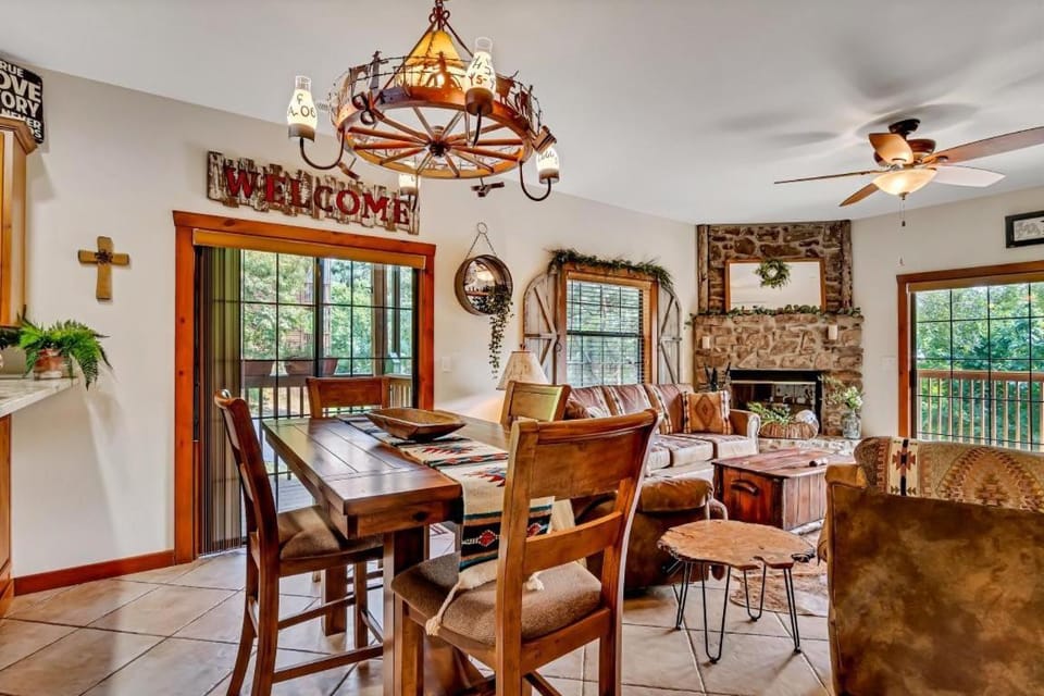 2BR Village At Indian Point 1801 near SDC - Free Tickets Daily up to $500 House in Indian Point