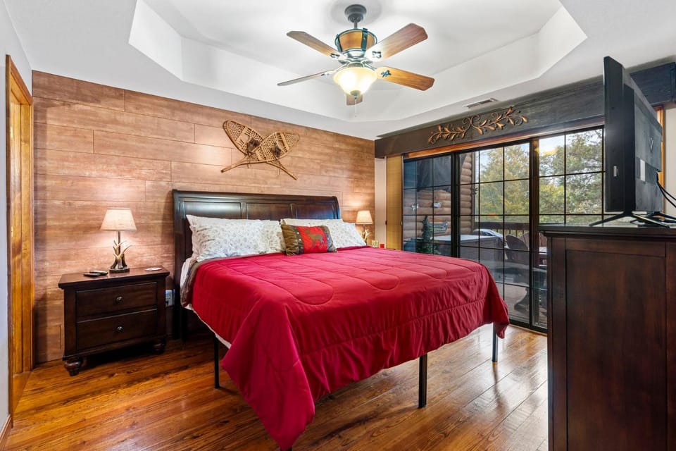2BR Village At Indian Point 2002 near SDC - Free Tickets Daily up to $500 House in Indian Point