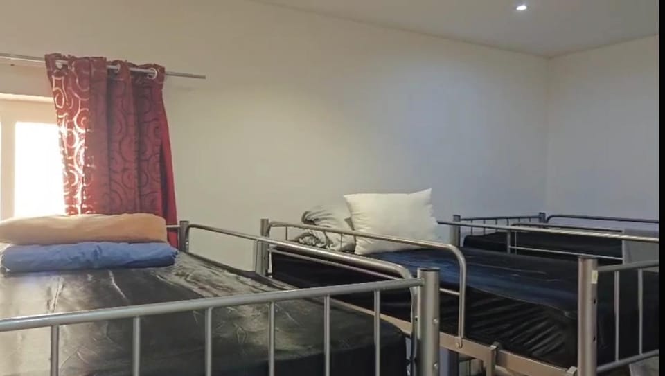 Girls Only Shared Room Gzira #1 Hostel in Malta