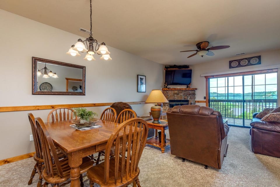 2BR Village At Indian Point 1307 near SDC - Free Tickets Daily up to 500 House in Indian Point