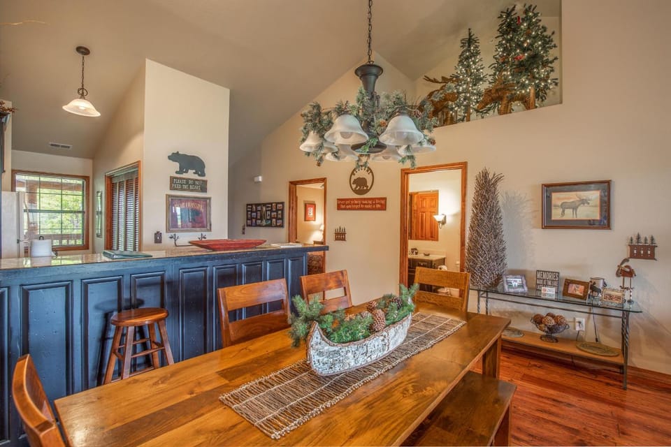 2BR Village At Indian Point 2010 near SDC - Free Tickets Daily up to $500 House in Indian Point