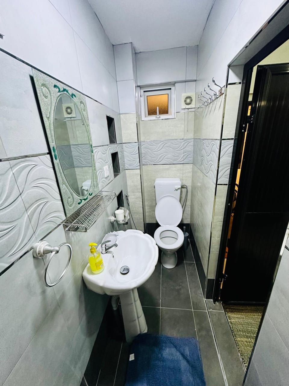 Toilet, Bathroom