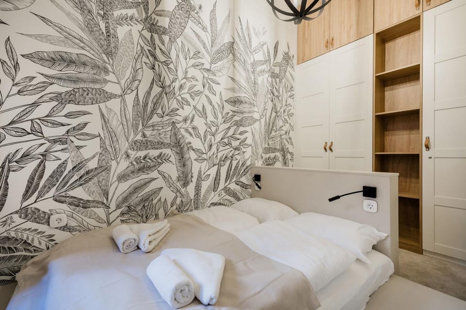 Bed, Bedroom, wardrobe