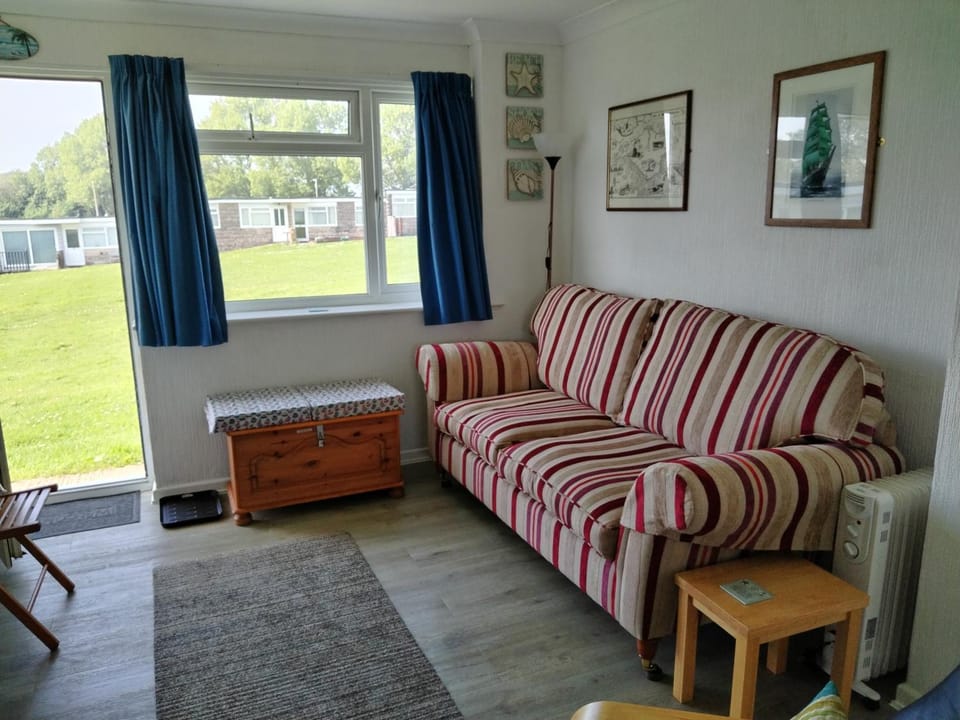 Seawinds Chalet Apartment in Yaverland