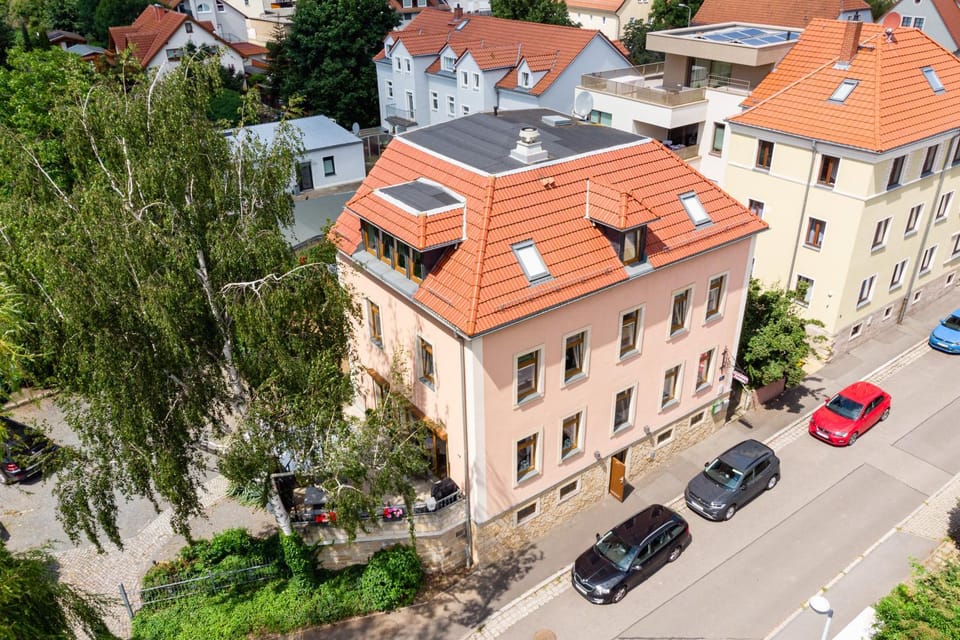 Property building, Bird's eye view, Street view, Parking