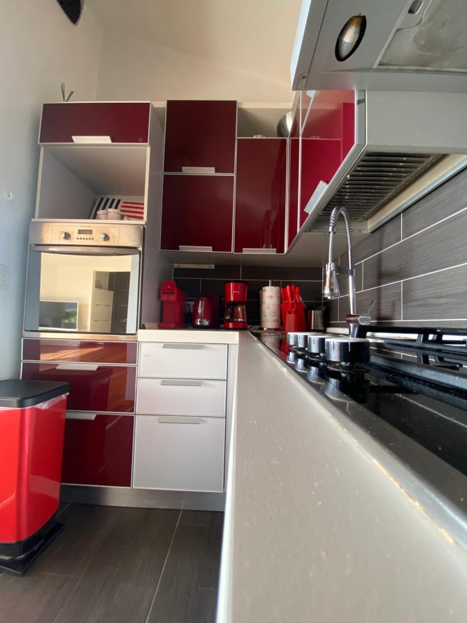 Kitchen or kitchenette, pet friendly