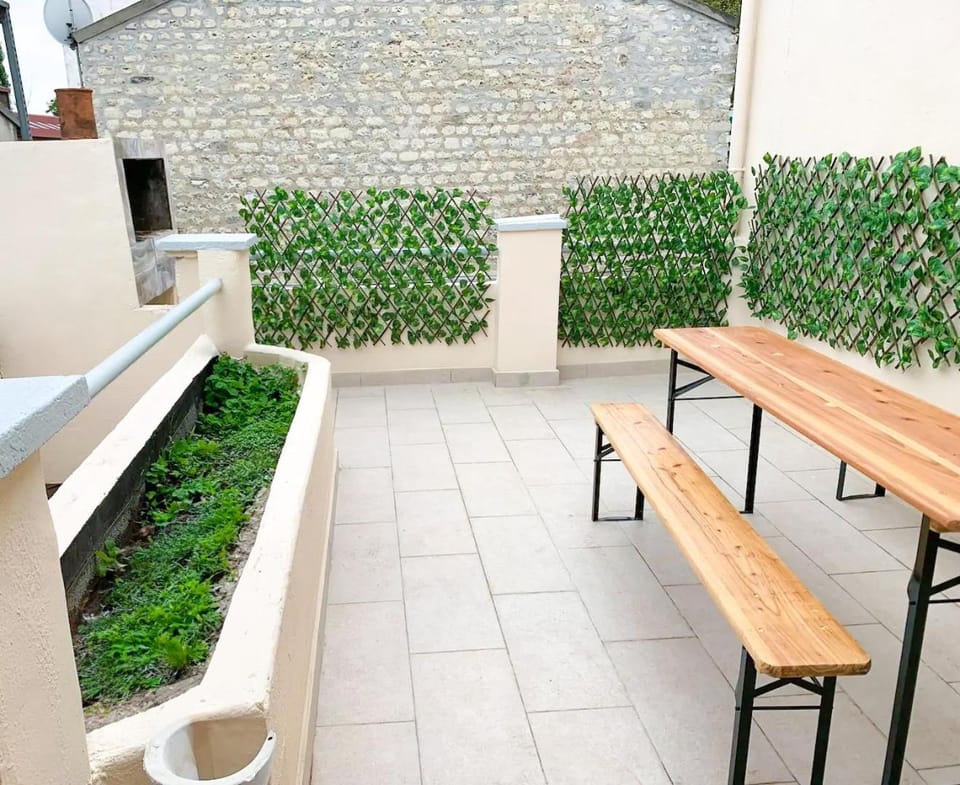 Balcony/Terrace, Dining area