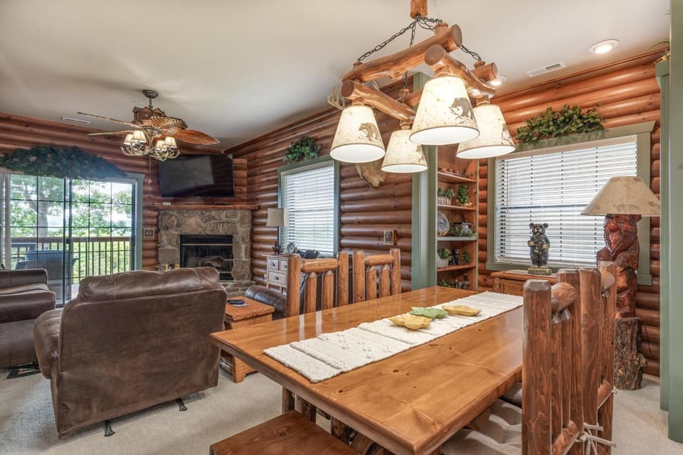 2BR Village At Indian Point 608 near SDC-Free Tickets Daily up to $500 Value House in Indian Point