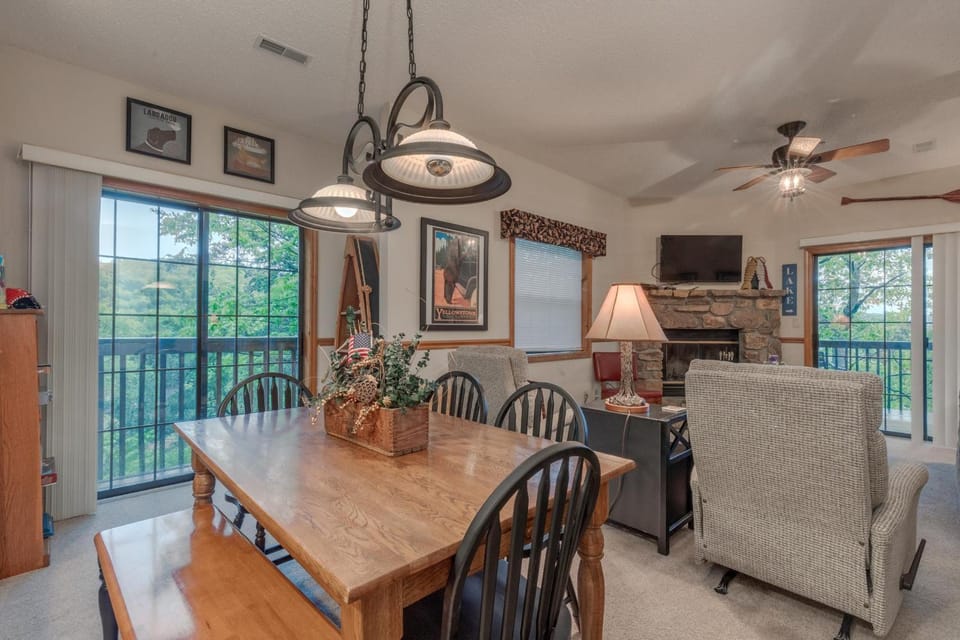 2BR Village At Indian Point 1005 near SDC-Free Tickets Daily up to $500 Value House in Indian Point