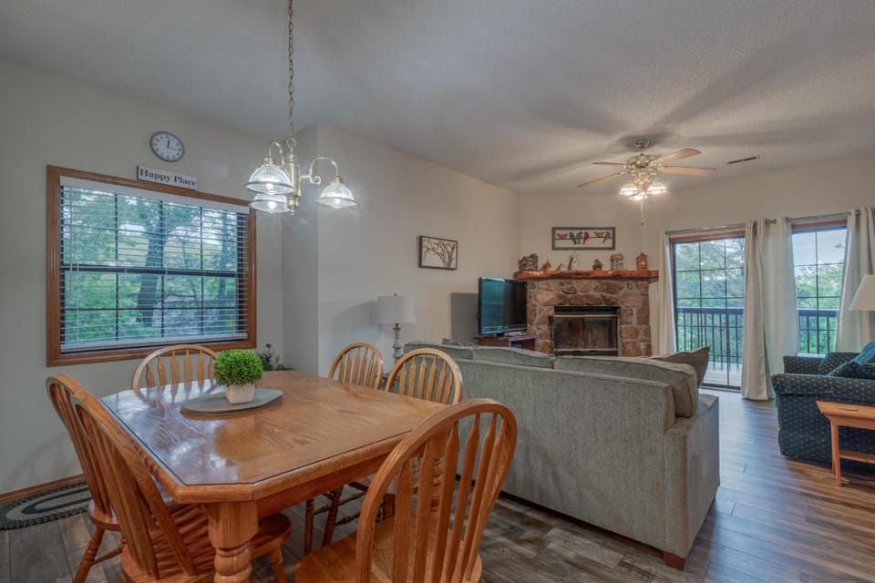 2BR Village At Indian Point 901 near SDC-Free Tickets Daily up to $500 Value House in Indian Point