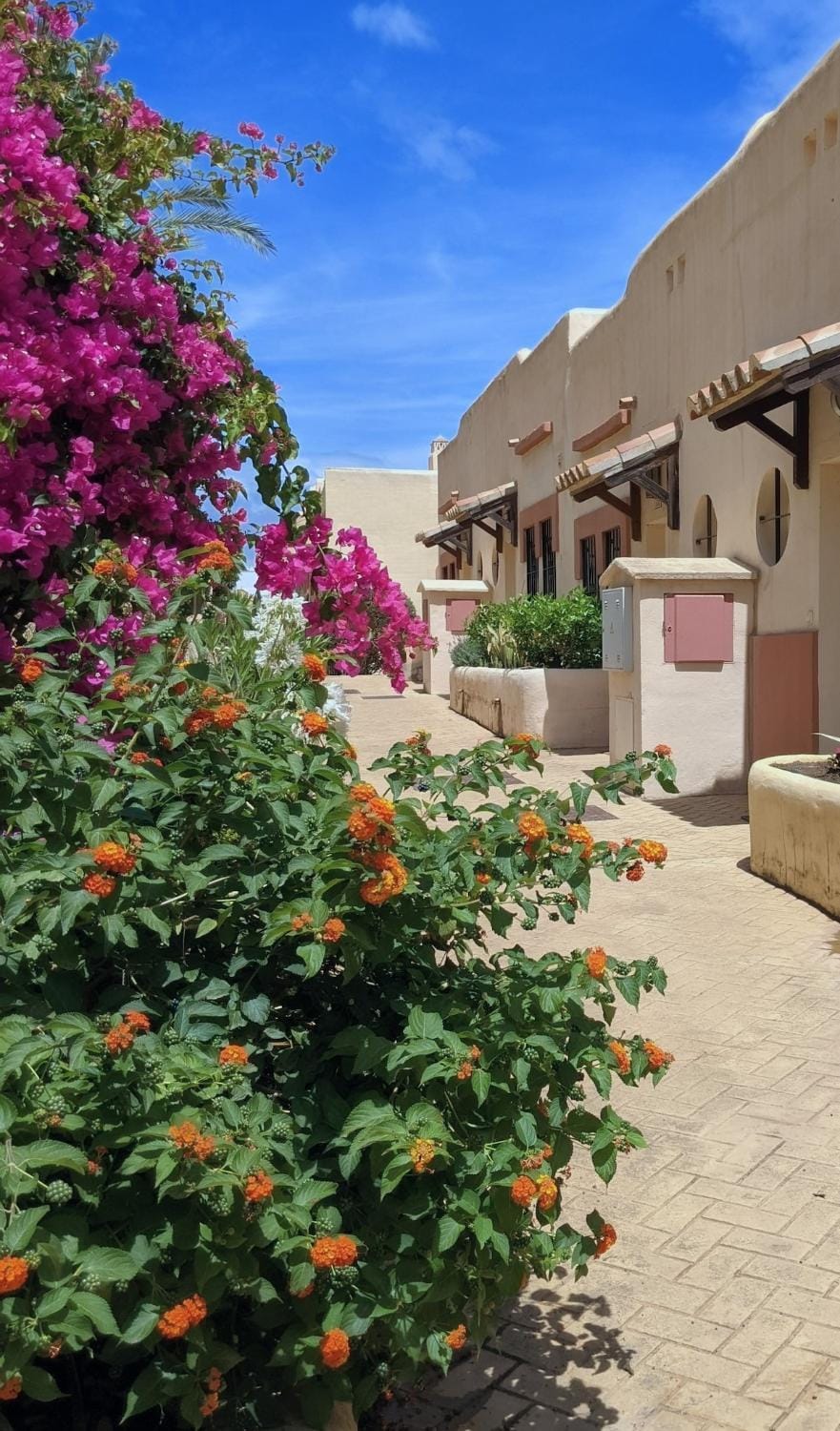 Sea views and hot tub close to beach House in Costa del Sol