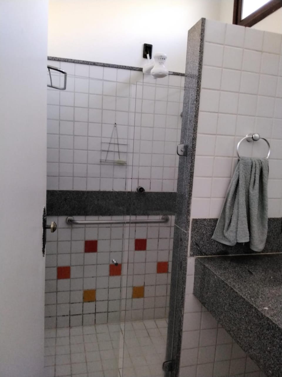 Shower, Bathroom, Swimming pool, Breakfast, towels