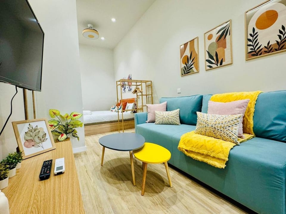 Stylish Studio near City Center Apartment in Valencia