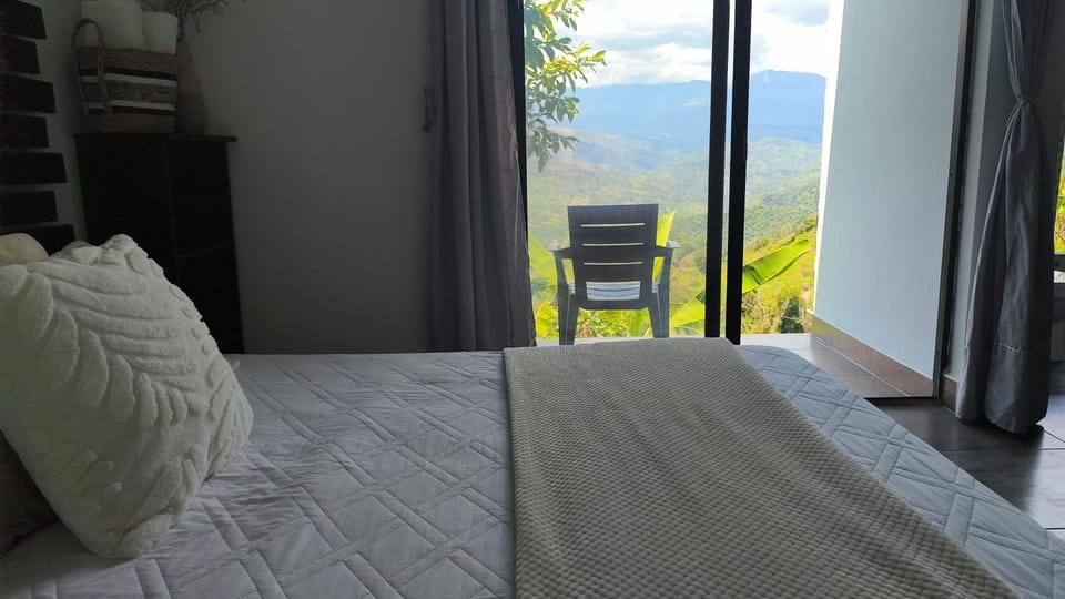 Hostel Cielo y Tierra Vergara Bed and Breakfast in Cundinamarca, Colombia