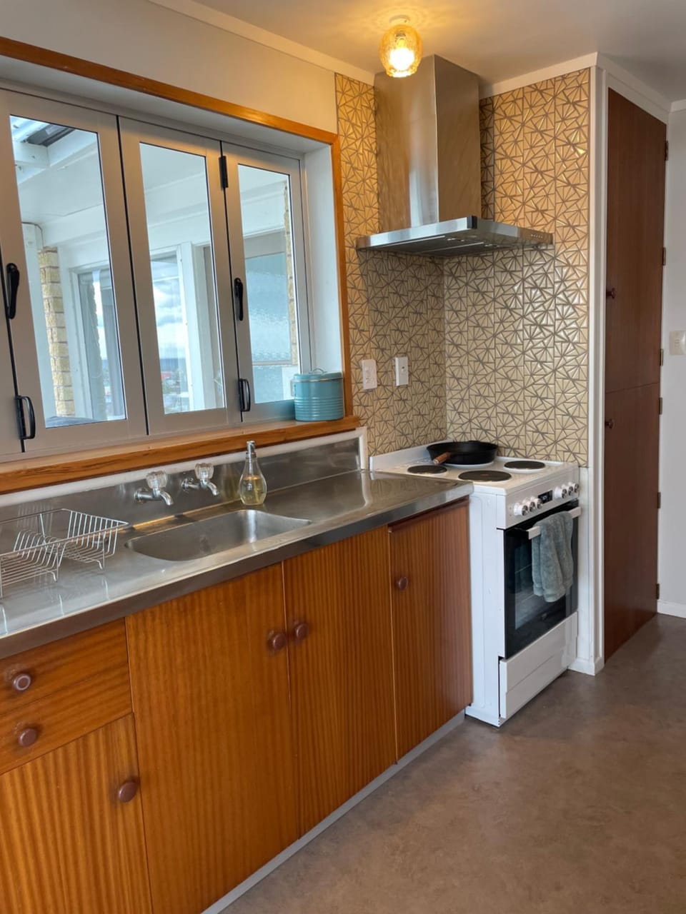 Relax and rewind at Waihi Beach with Oberon Bach House in Bay Of Plenty