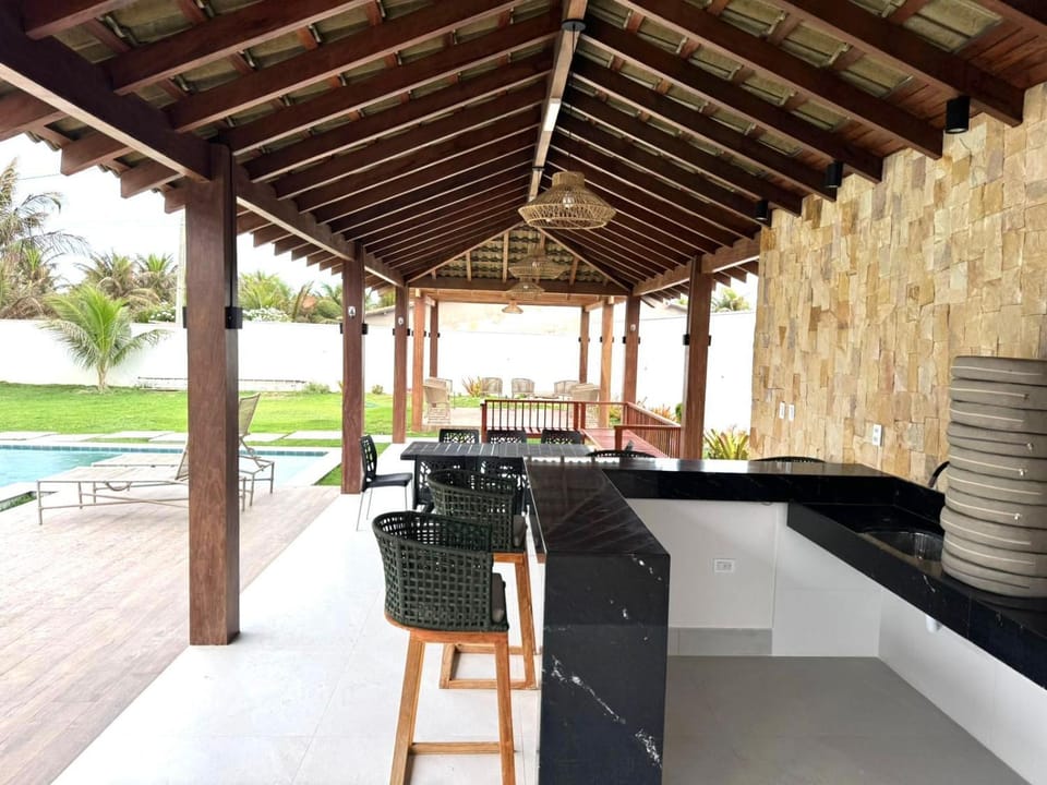 Patio, Dining area