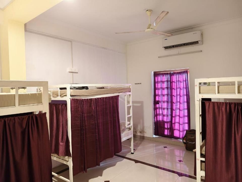 The Cave house hostel Hostel in Kochi