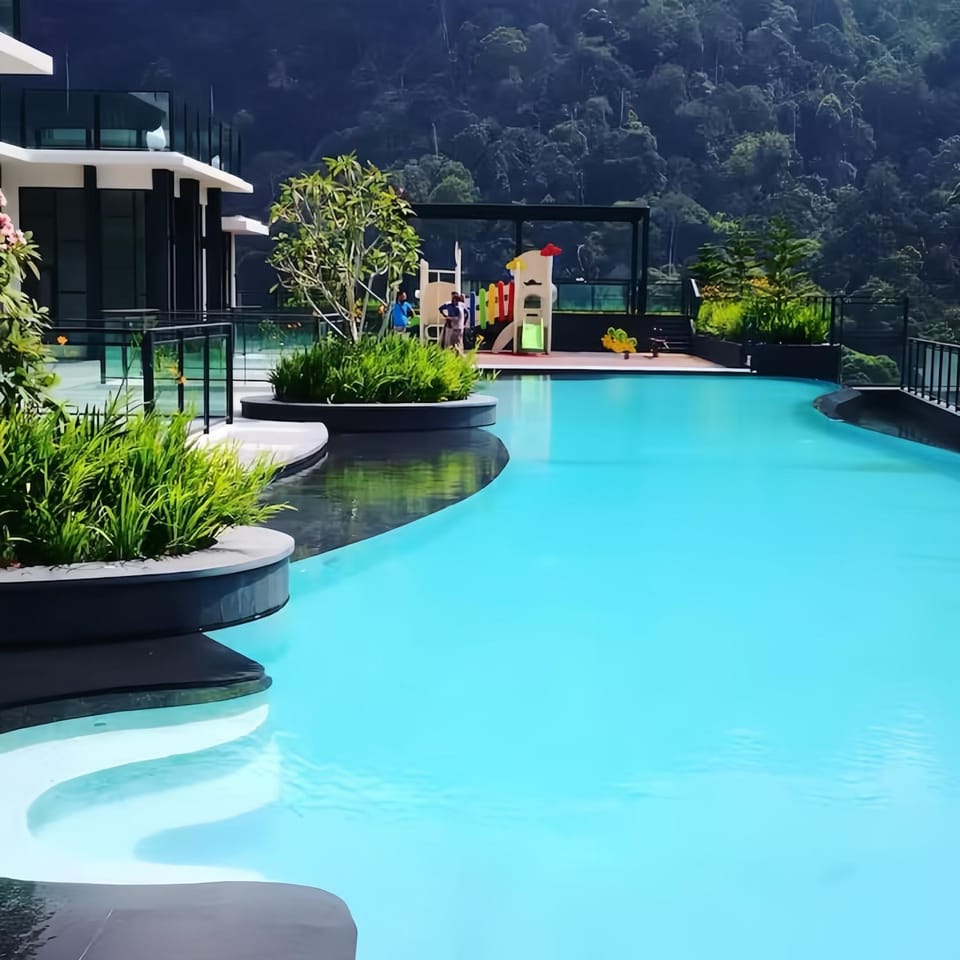 Garden, Garden, Garden view, Mountain view, Pool view, Swimming pool, sunbed