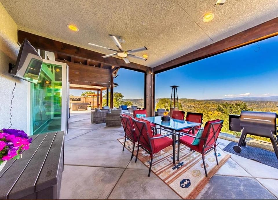 The Lilley Pad House in Sierra Nevada