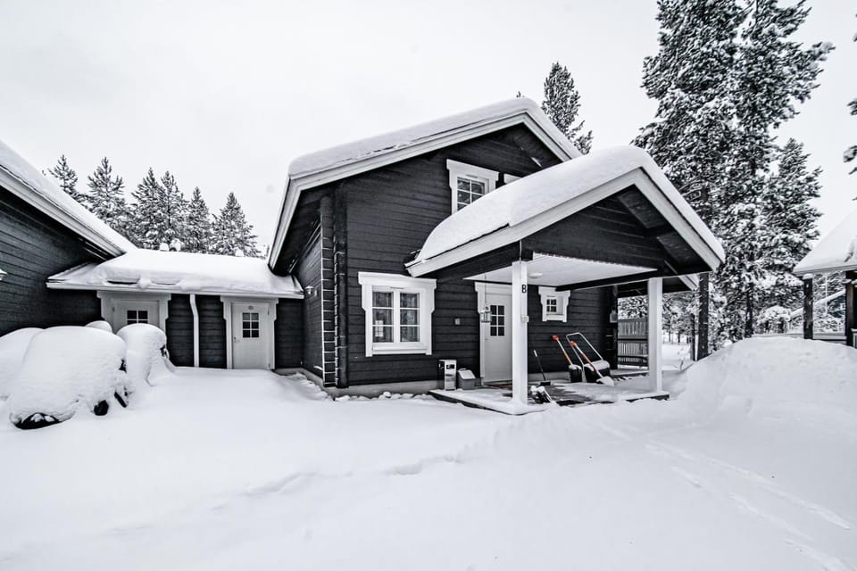 Property building, Day, Natural landscape, Winter
