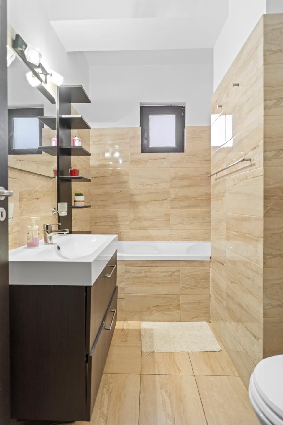 Toilet, Bathroom, Bath