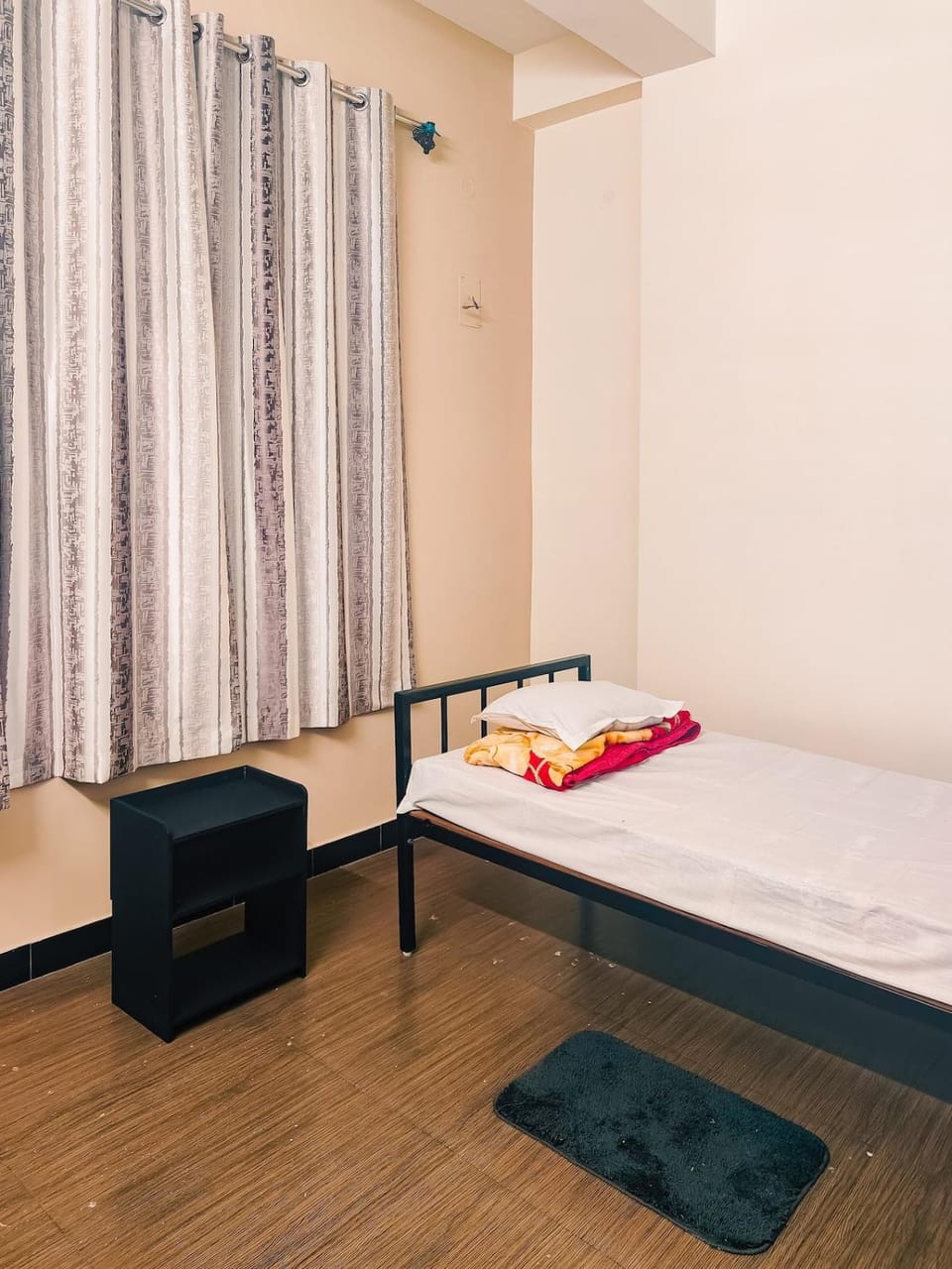 Tulip Inn - 3BHK AC Near Kamakhya Apartment in Bangladesh