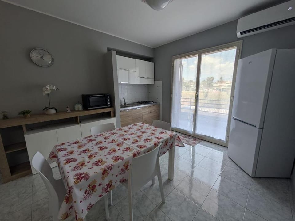 A due passi dal mare Apartment in Mascali
