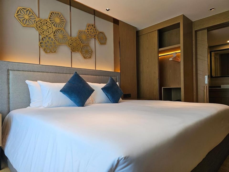 La Vita 5 Stars Great 1 Bdr 3 Pool Apartment in Rawai