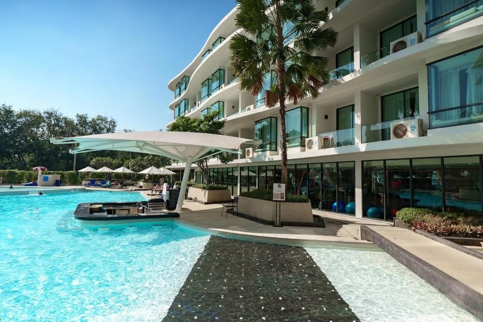 La Vita 5 Stars Great 1 Bdr 3 Pool Apartment in Rawai