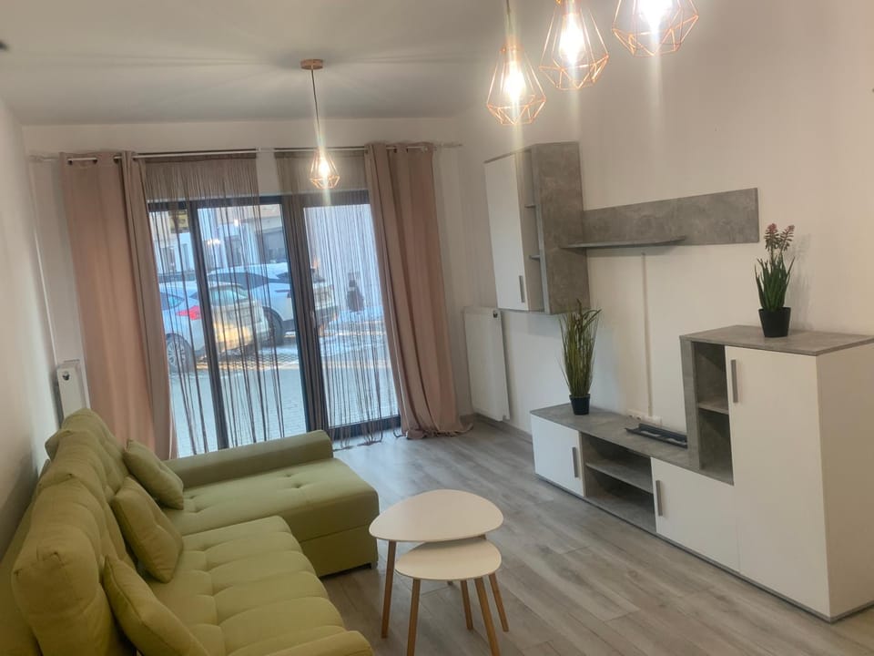 Coresi Mall Galaxy Residence Apartment in Brasov