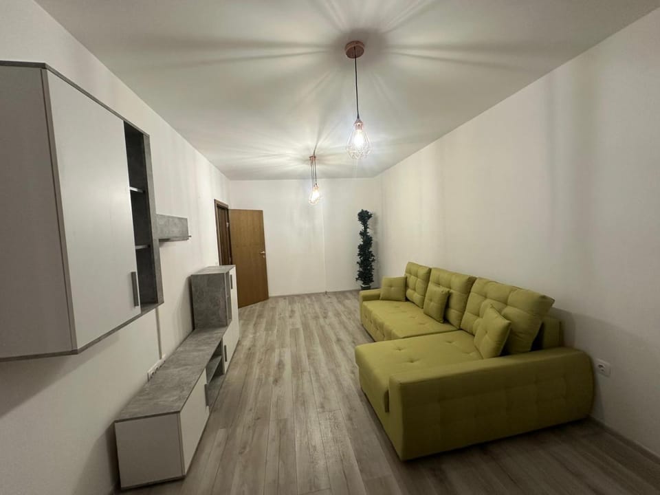 Coresi Mall Galaxy Residence Apartment in Brasov