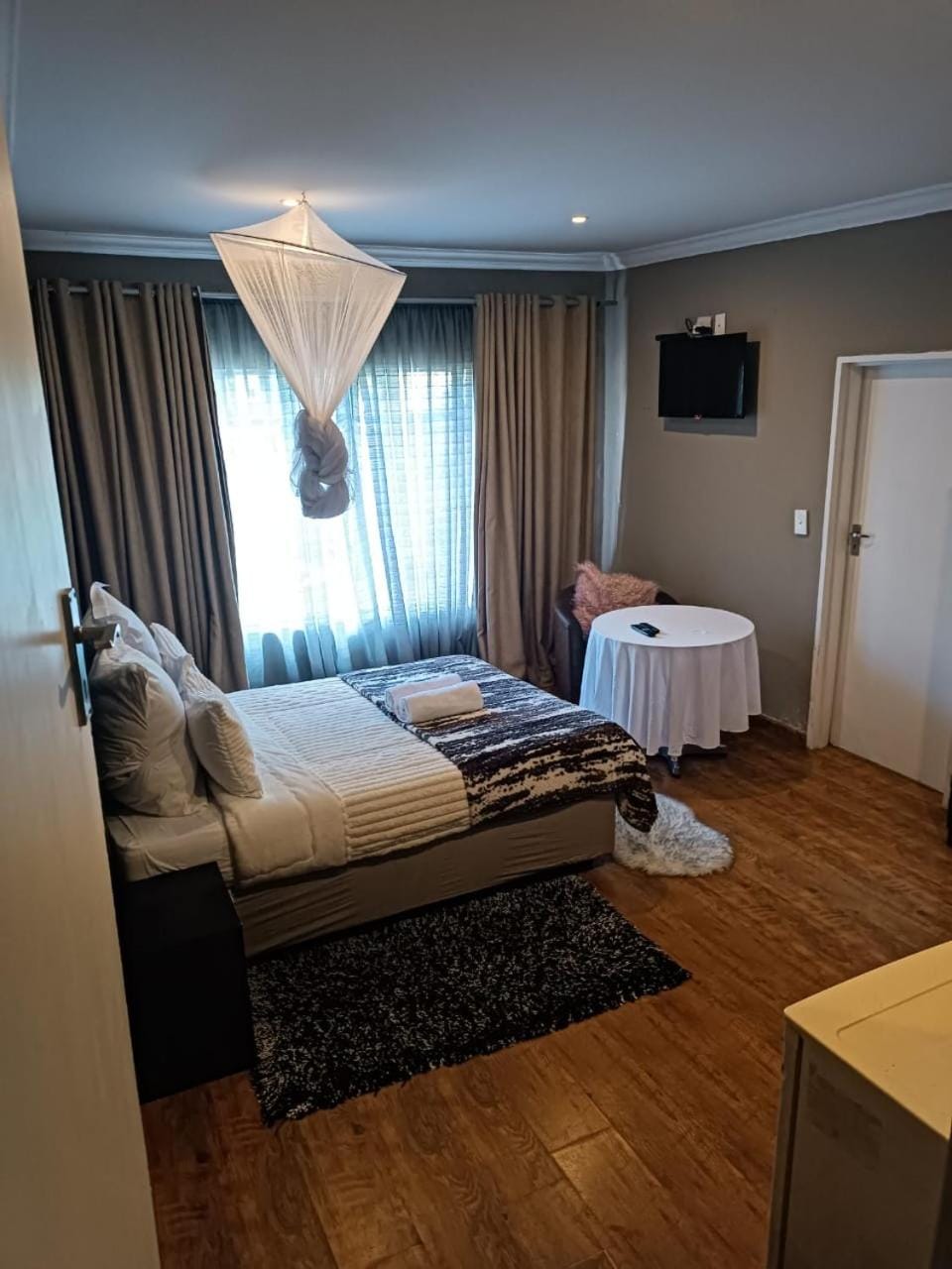 Glen Rest Country Lodge Bed and Breakfast in Gauteng
