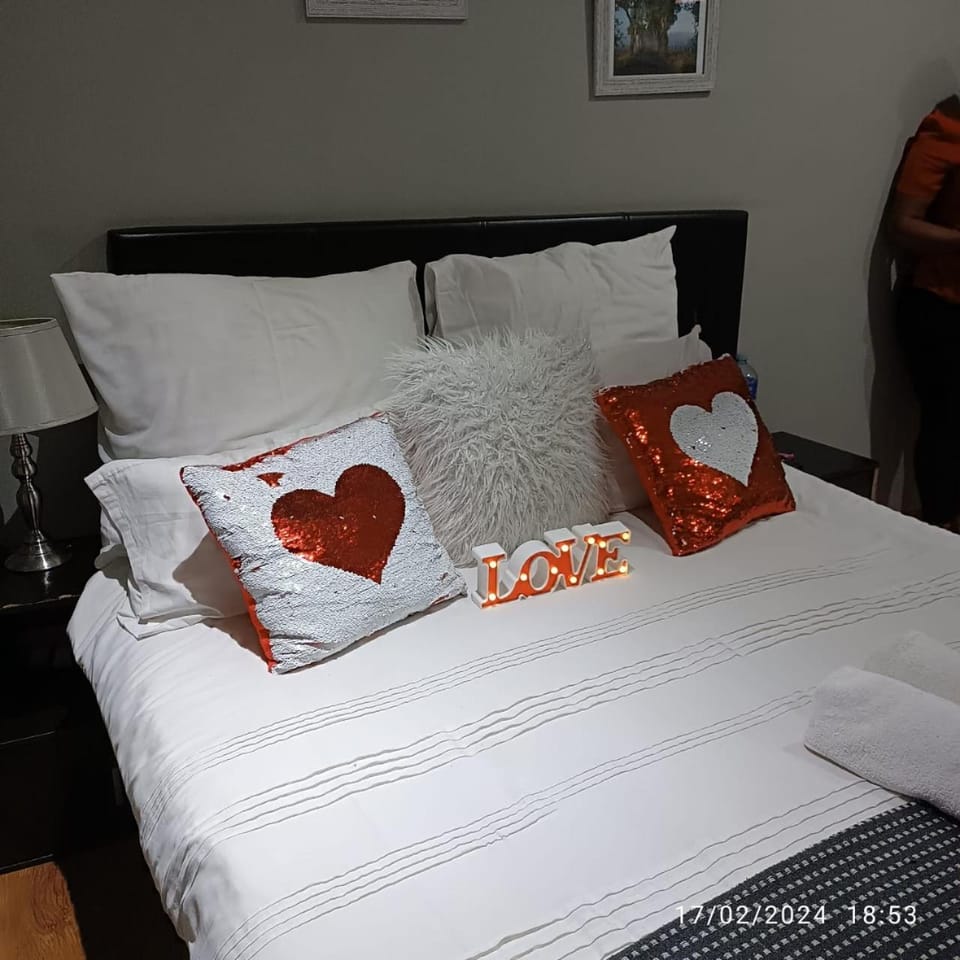 Glen Rest Country Lodge Bed and Breakfast in Gauteng